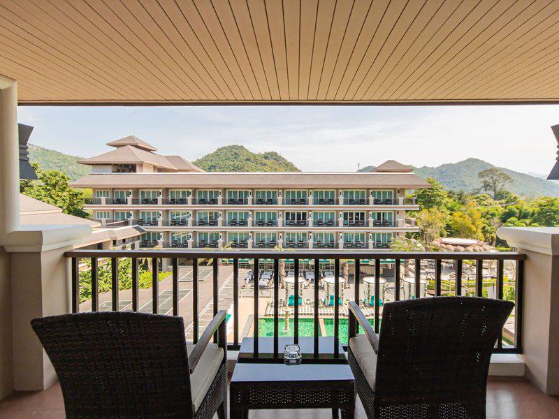 0A69DFDC0890B4EE872931E8B986ED5F