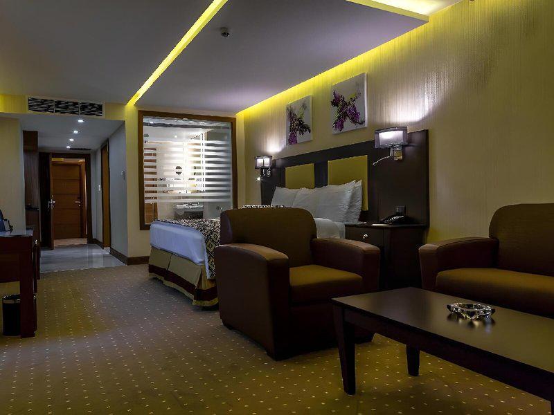 B815937BDC7611F405885C0EAD27F93D