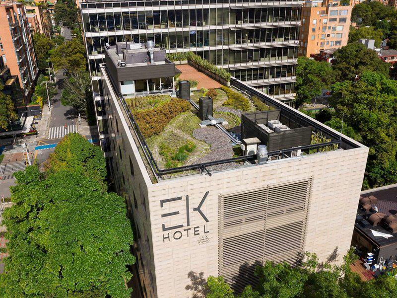 679FDF9D843BA41AD9A61998BC675091