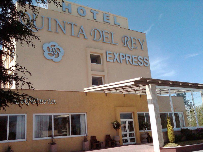 F9E07DAF4EF319322FC6A3D1A18FB159