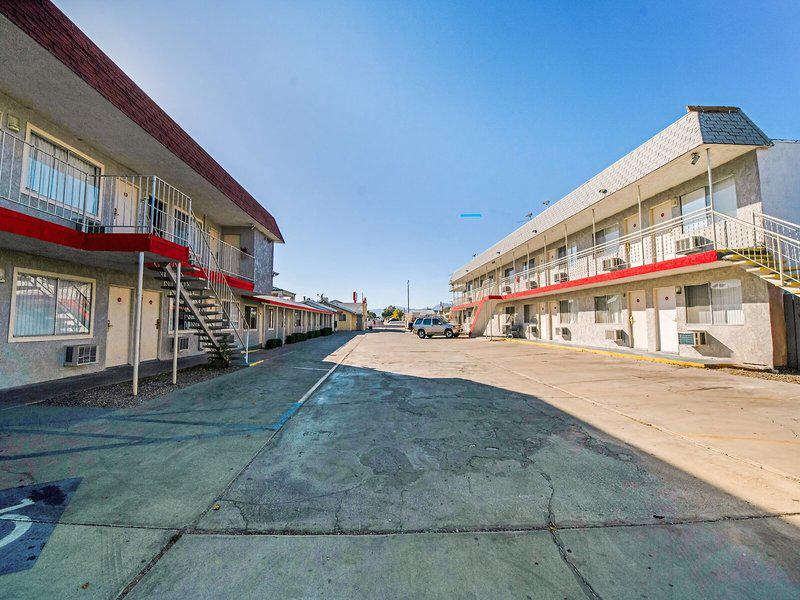 92B96DEEDA35DB47626F4F1224BC2D1A