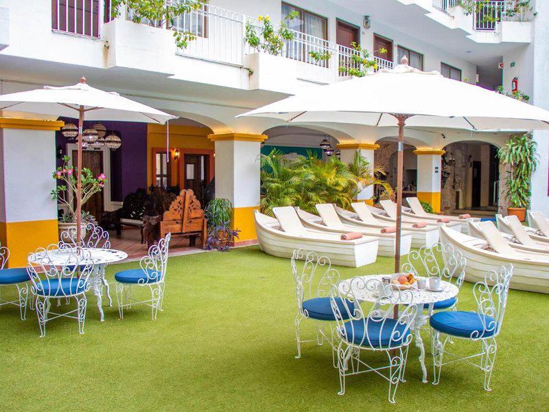 F9096FD62D68E0A4D4C6FF412808162C