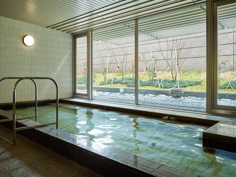 1B202228BB9FAACBF23A5B4BE348900D