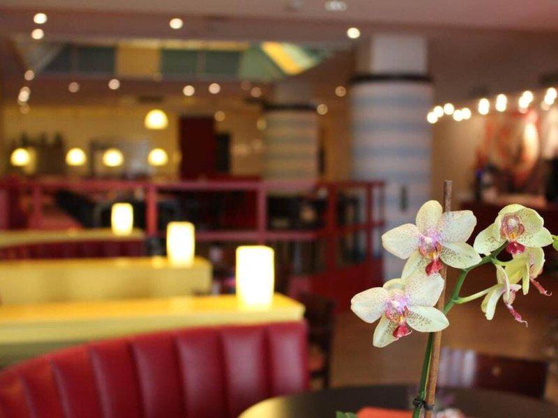 D12AF6C9B4038D963E1206199B8AD0F1