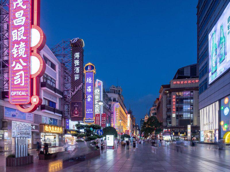 7CCEE341FACF48BF51C73F1EB504998B