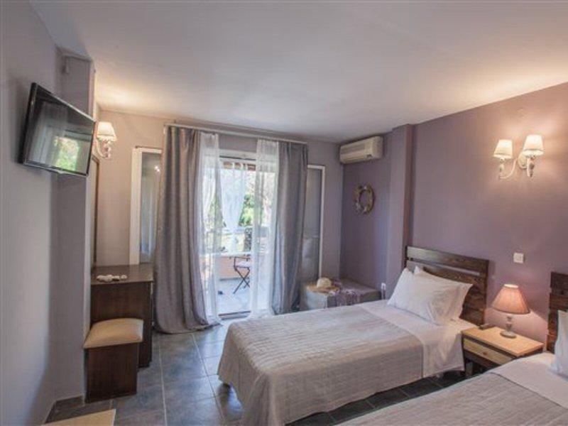 7B871AF9B847BC6B15D5BB81E1598160