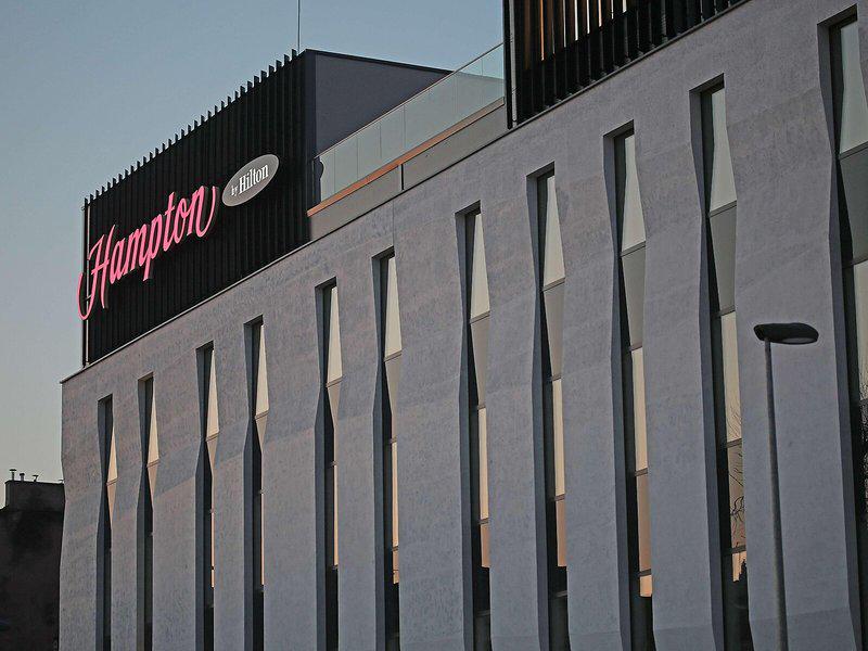 17753D0F410D46D37948DA5731FD0FD2