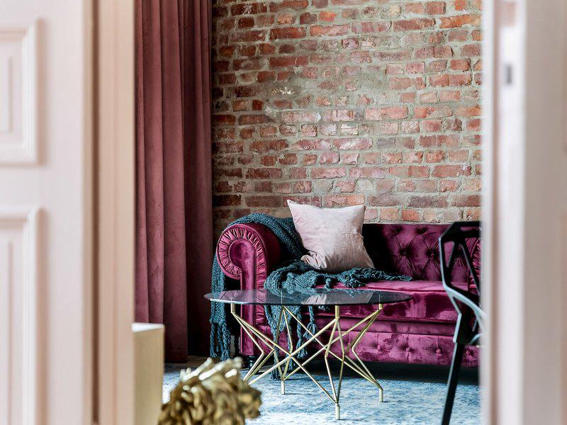 3B9F464F4565F882068AAAD3F20D816D