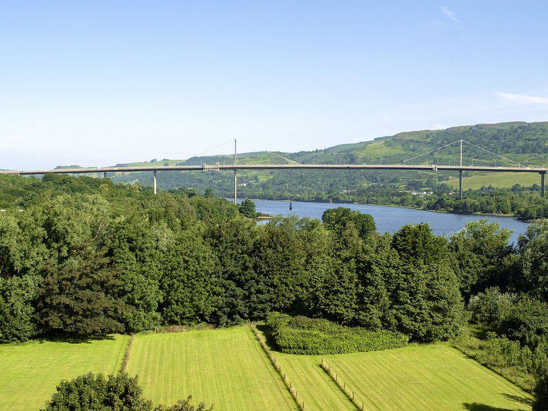 04D7287A31C26379C31A06C041C49B7F