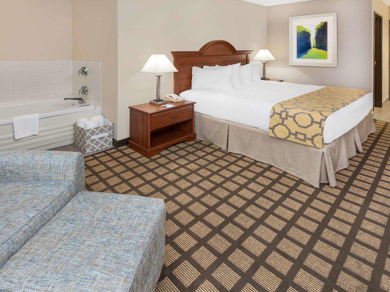 30128B674D74BB3C17DAD561D7DCD8F1