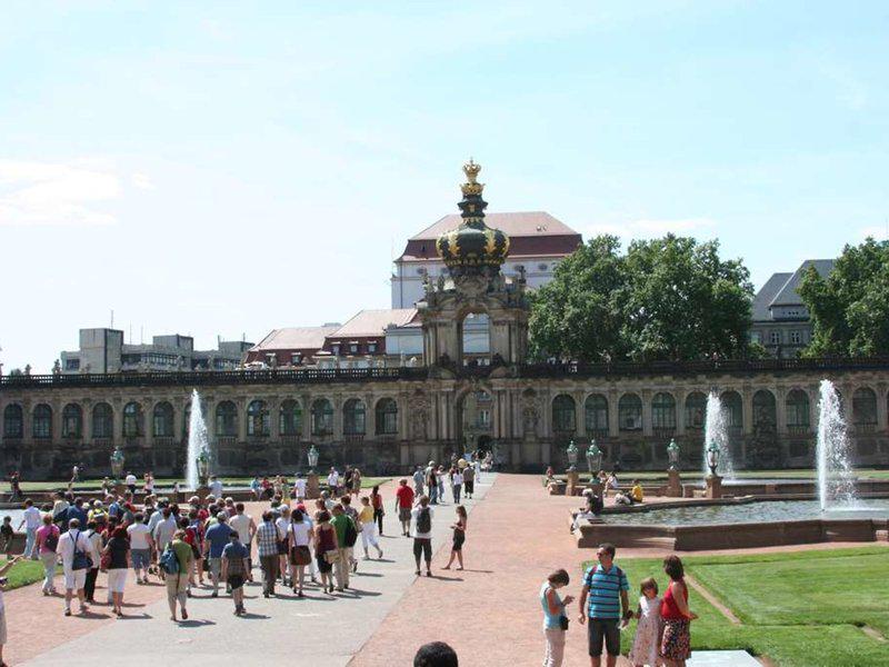 B6937D9DE6A09CC6A2CB42EA5C094F4C