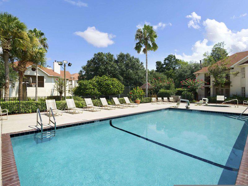 D571536CAB3A40D3DAE366581EF17F59