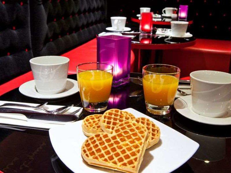 F89B2F3615106C6D9232D1F6DD12DEC7