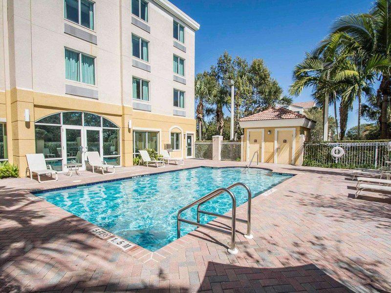 C42A0CAFC4DB071350526893786F06D3