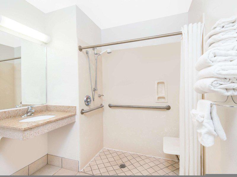 360C37E0CD7832A56AA2754D4DFA98E2