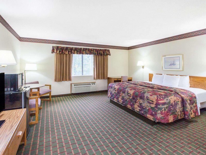 681ABD0E01FF585806E14E5FB6EF5082