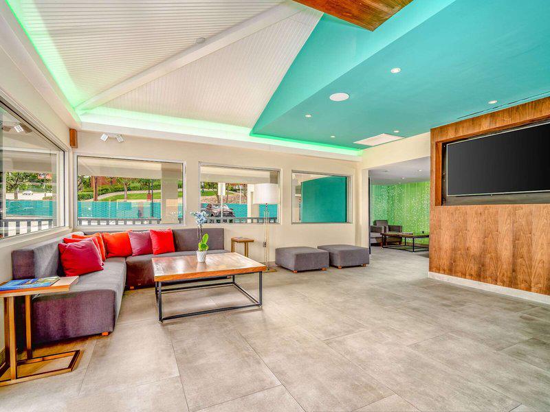 3700F87215E9F5F7BB3287A0A1EF3380