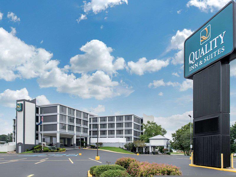 DDD2434F1801EFF4AA425FA28A995B13