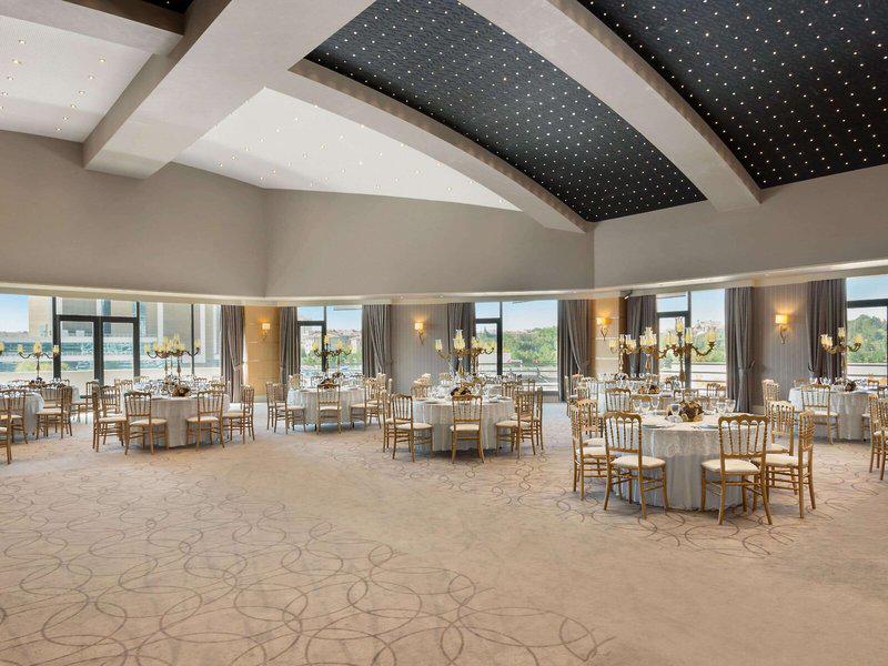 086DFE82598B549F19DF0B3CDCBF85E7