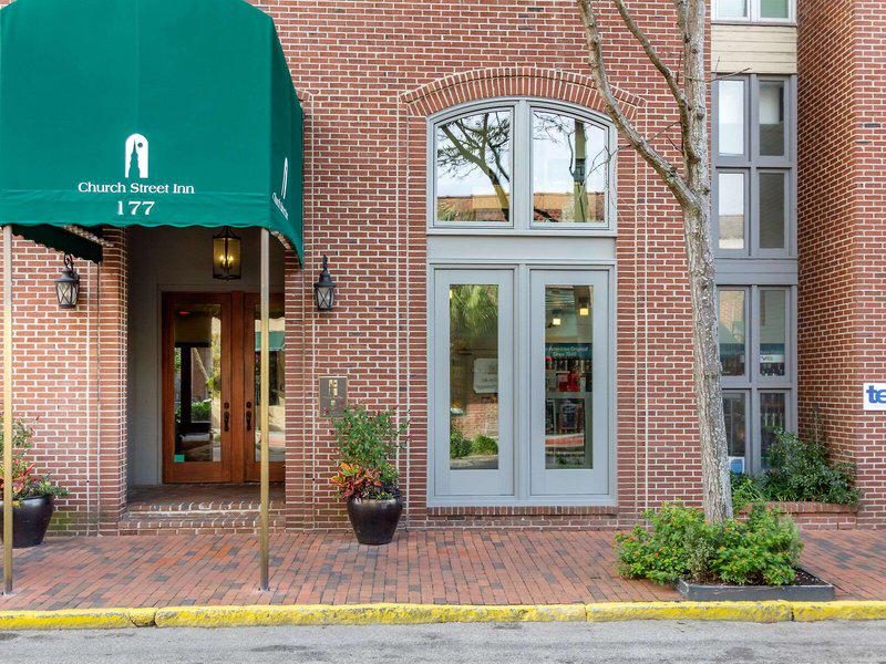 A91D9548D2C4568BA1C9AD98E5754007