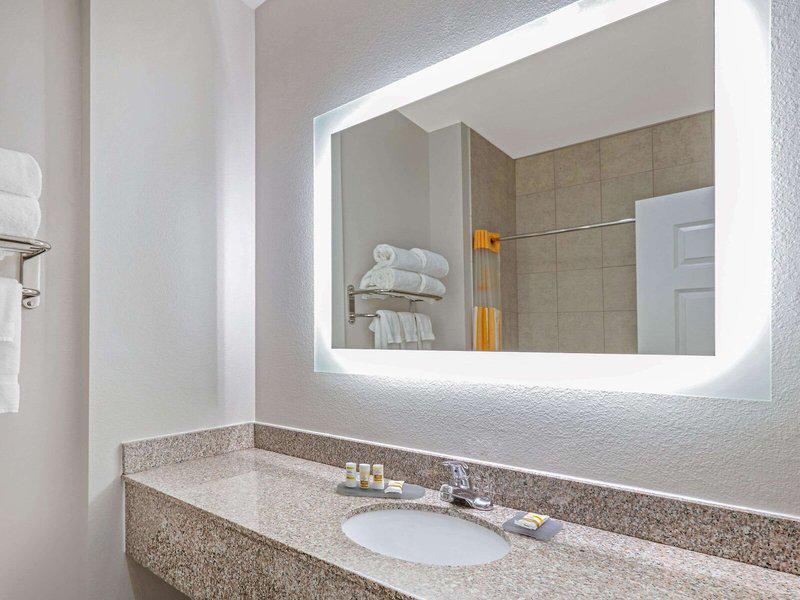 B3E0083A7C6BB3B6D39294166F60AF1C