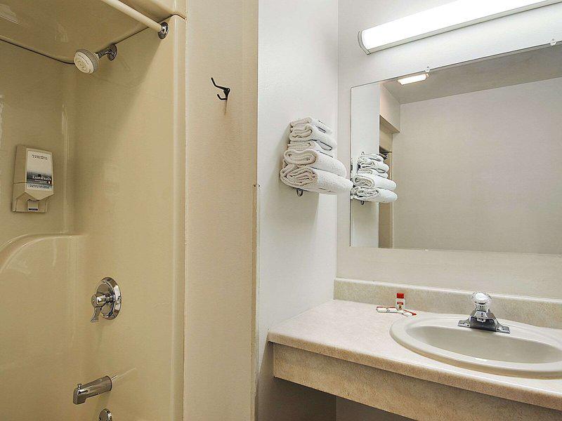 28EBED6151DB0C72B2659443D5993BB4