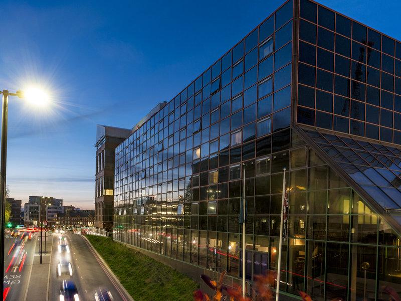 60CA1D872D2436FD814E83C0E38B6E27