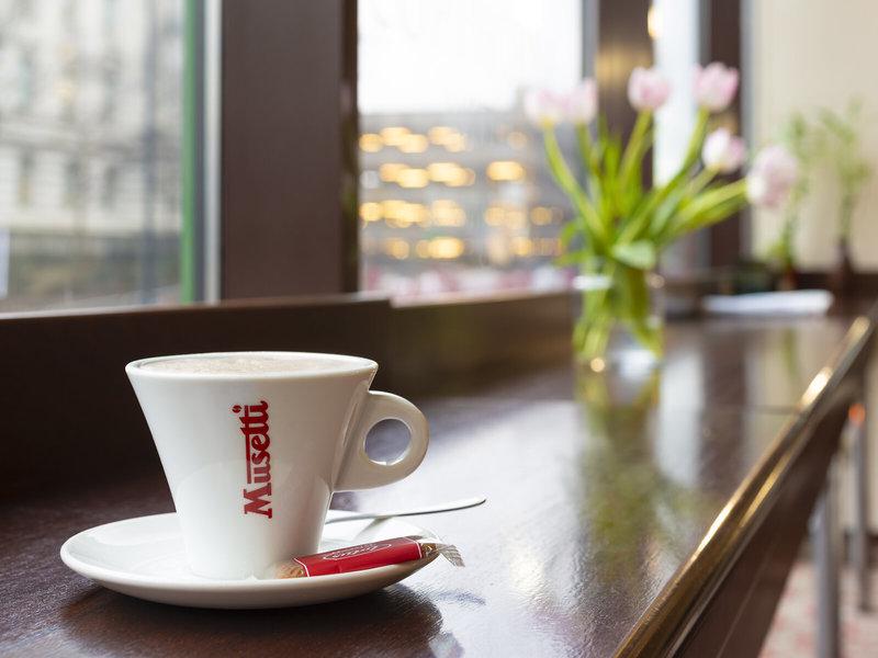 A7A91A3B1EB18946E9E86068D50AEF3F