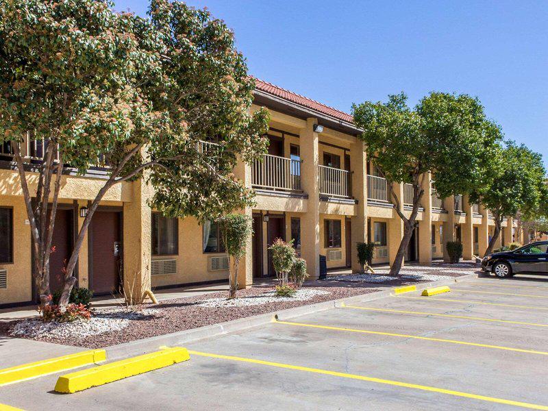 DDE0ED6FEAC9BCDA840F032D2BD4631B