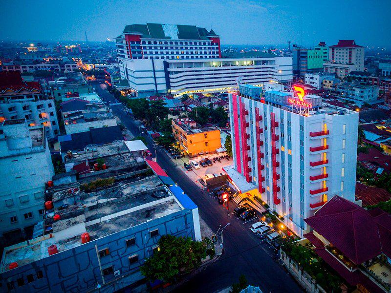 6668BD615B476544CF114918FD2416E4