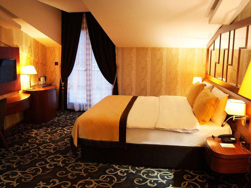 31D950A148EAF9BD1AD55EE149B1A6C2