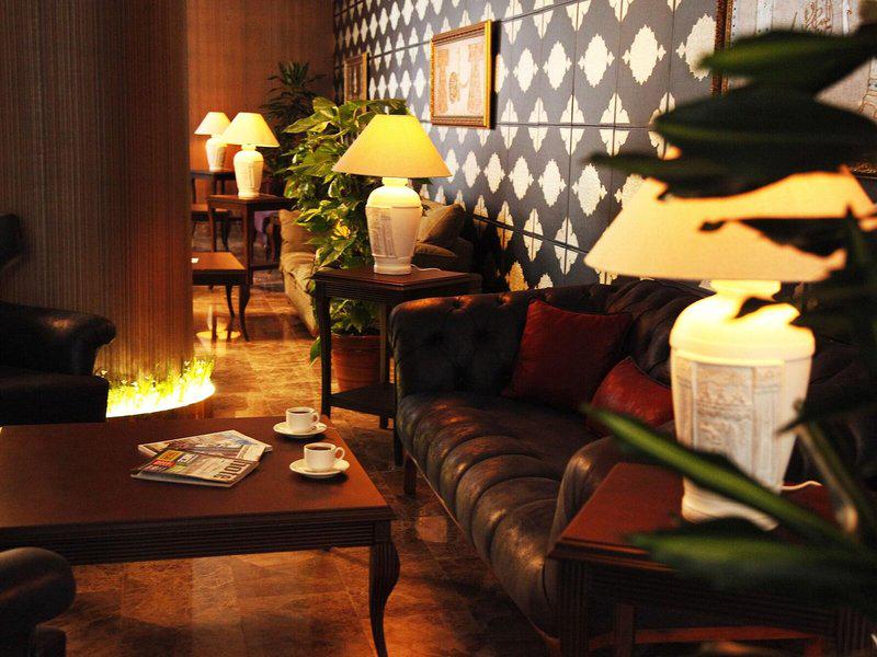 77A14F907D3CAA3B9C32F82E49E28AFC