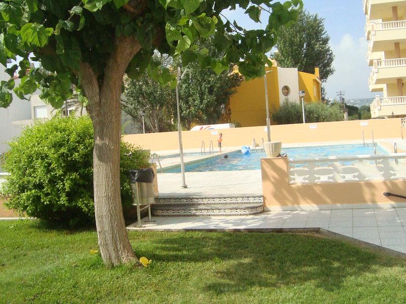 9439D24BE9E63E7EED5BD43261A8AC07