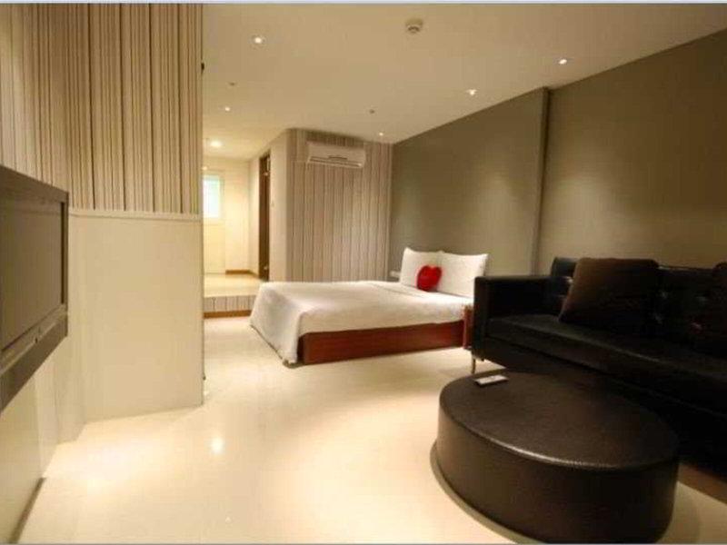 D8CDC517211A7156B66BF1E2F8682DD8