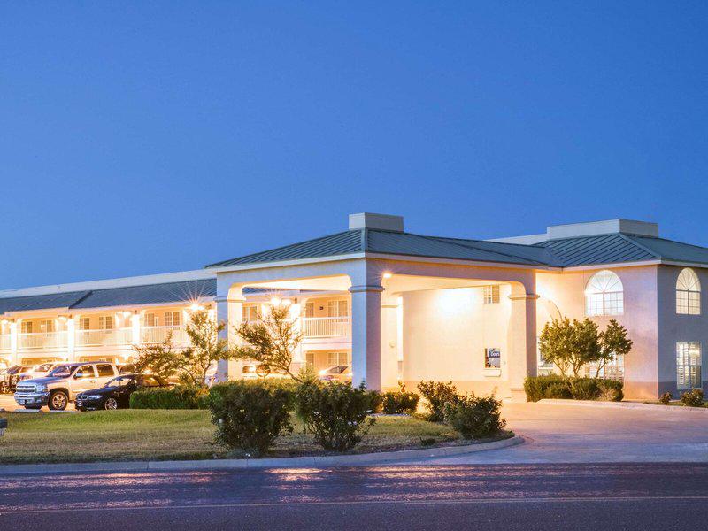 8FD217DF11B3E2E356EB89E58504660F