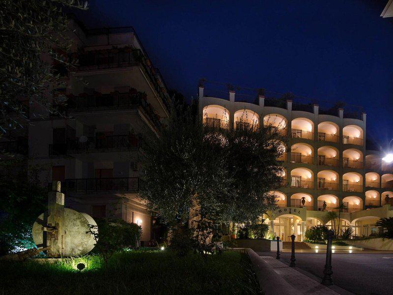 B9247141D0B6190E25ACC300BC4EC64D