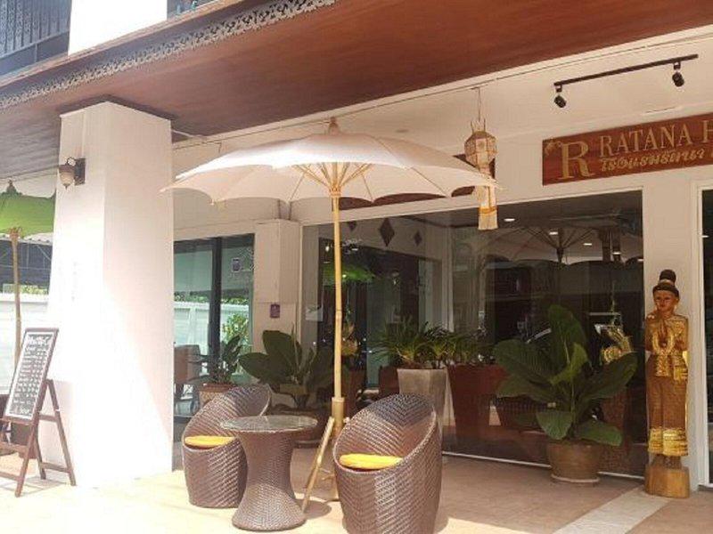 407CC376D18945F120385D9E6A486D29