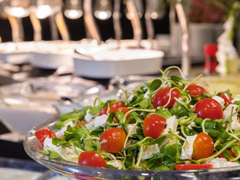 CCE10328BBB945F7DB9B3B66FC002A28