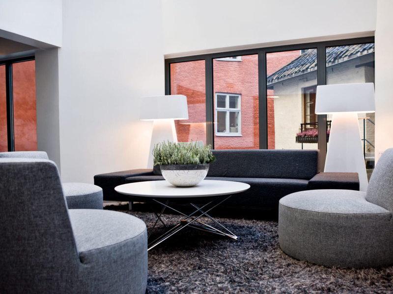 BD57A813B8FDB7F69B993063EE94EA00