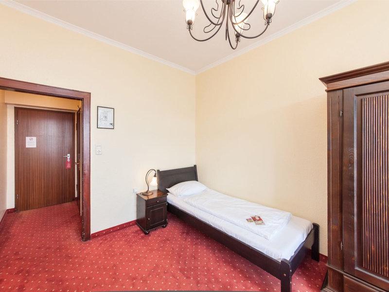 05C4E93E1CD8DA91D076FFE02B513776