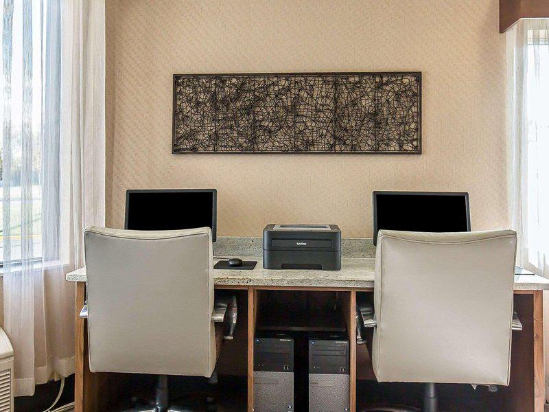 F570C55AB9C4D9A834C6D17D28315107