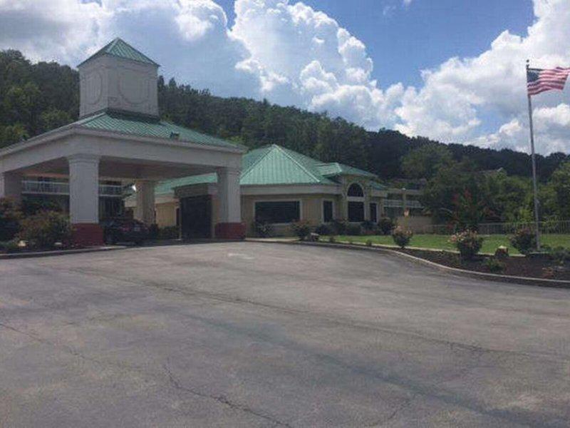 F6906D79F2A2FDFAF3D16042737A0B5F