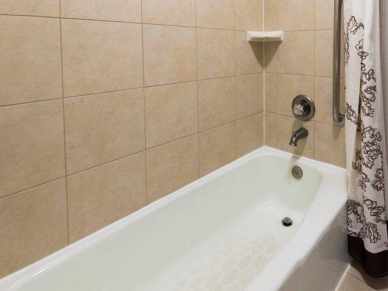 40311EA875B5C0EACDE898E155227C11