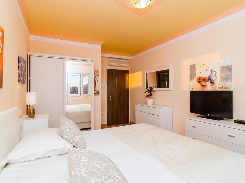 9A105C2E5B99D556ACBFA68036BC33E1