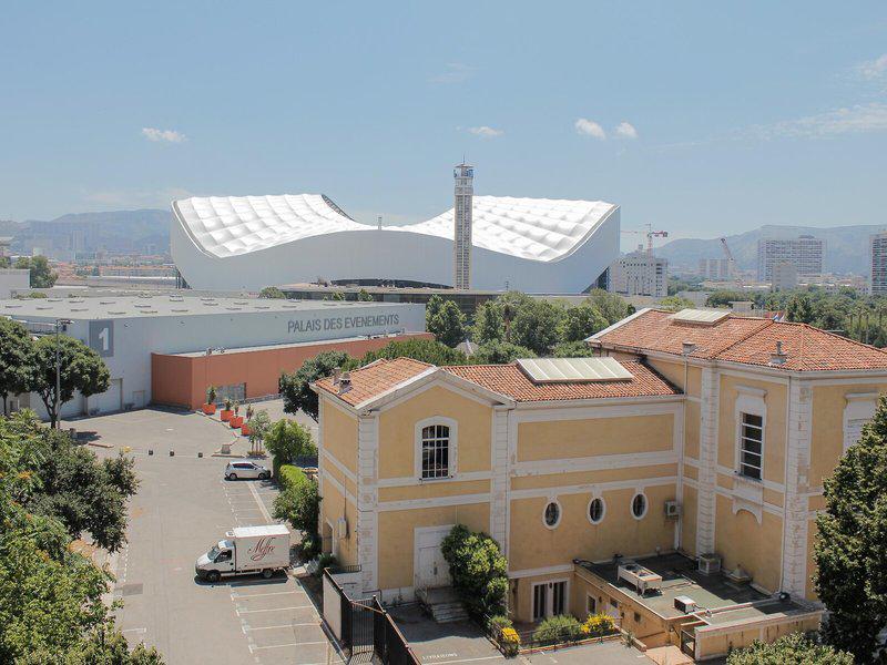 BBCCB326CCAE425B2328E207F18A51A6