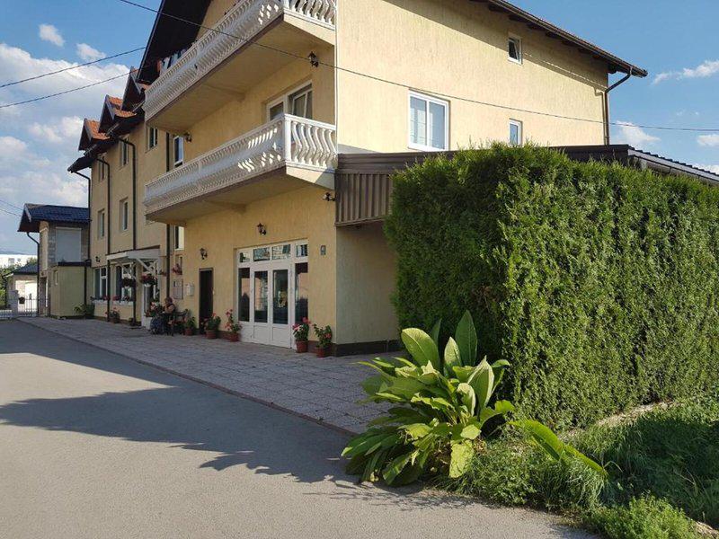 634F58945837408D298A56D2499398AF