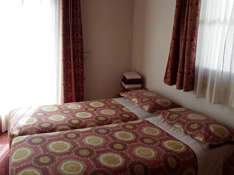 2D4F51AAFFECC37F371E5E80C11D3148