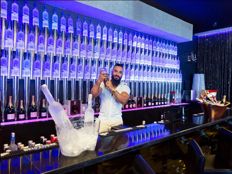 542015907021AA5714BC652D4F2C0BD8