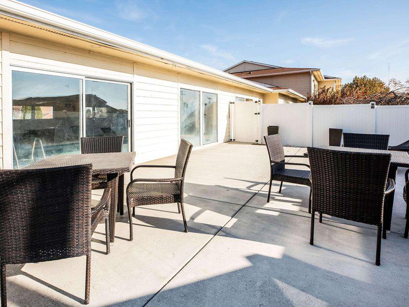 5AB6D44727B93F2A456615A44AC11F99