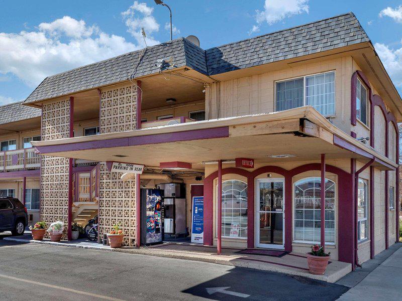 548FFCA2DA0E604A82702A49785FC786